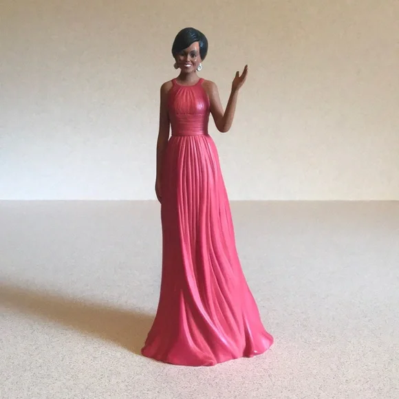Danbury fantastic Mint Accents Michelle Obama Porcelain